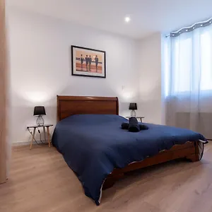 https://le-hall-in-one-002-spacieux-tout-quip-proche-commodits.hotels-rhonealpes.com
